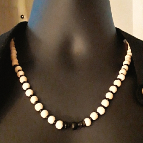 Mens All Natural and Black Wood  Necklace - Picture 4 of 4